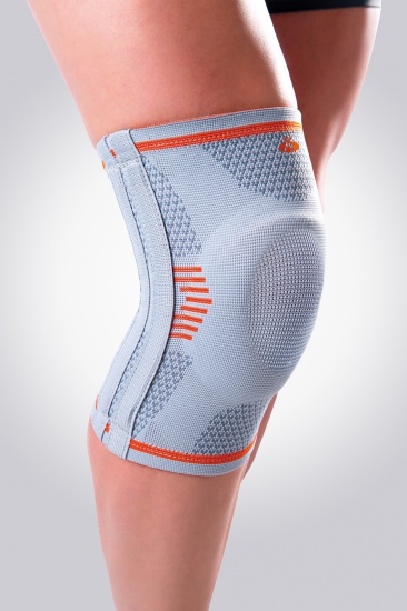 

Orliman Sport спортивный полужесткий наколенник с пластиковыми боковыми вставками Orliman Размер S OS6211