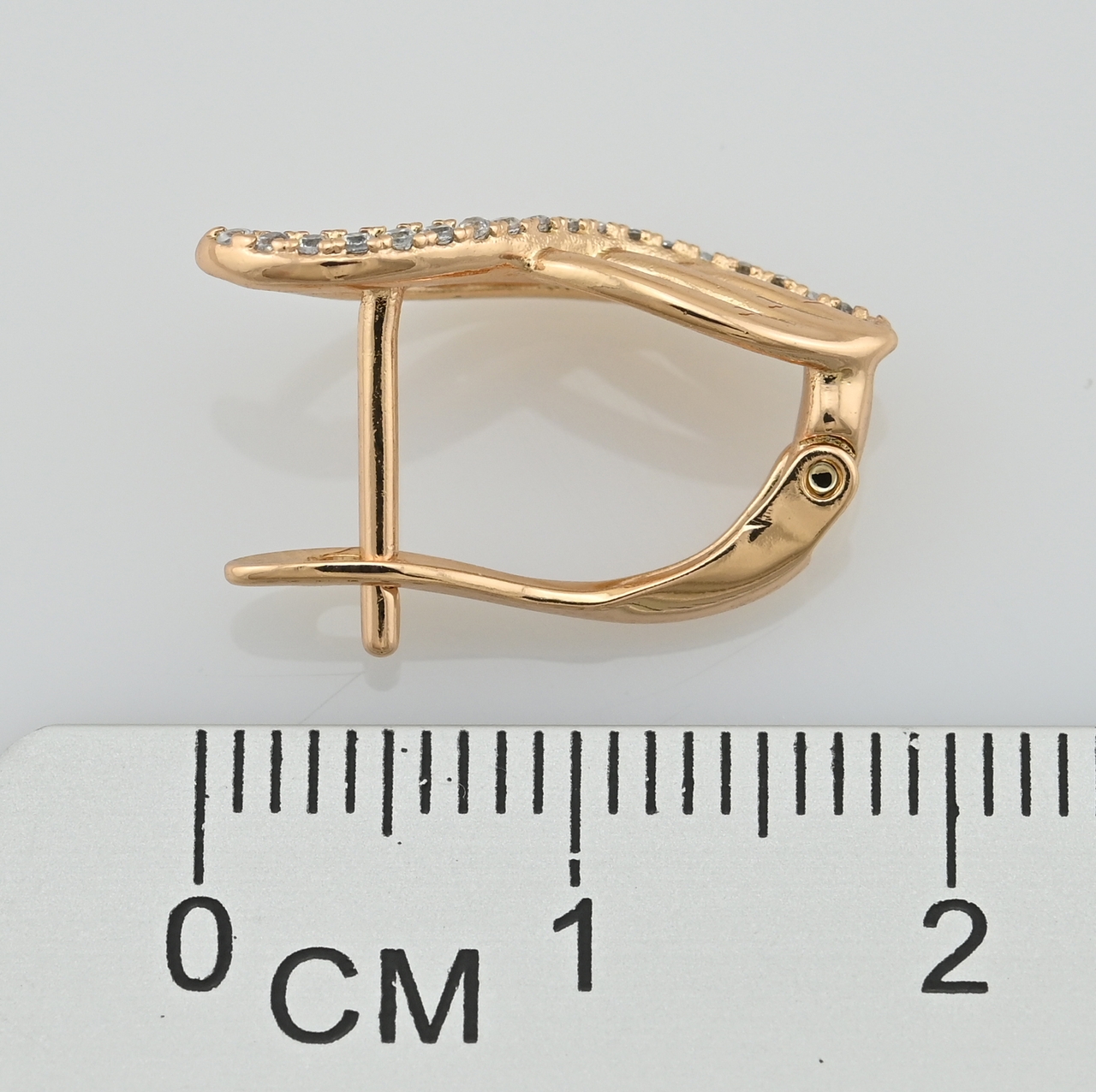 

Серьги Xuping 30485 размер 19х7 мм вес 1.9 г белые фианиты позолота 18К