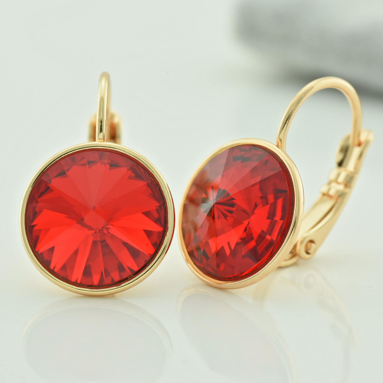 

Сережки Xuping з кристалами Swarovski 21408 розмір 20х12 мм колір червоний позолота 18К