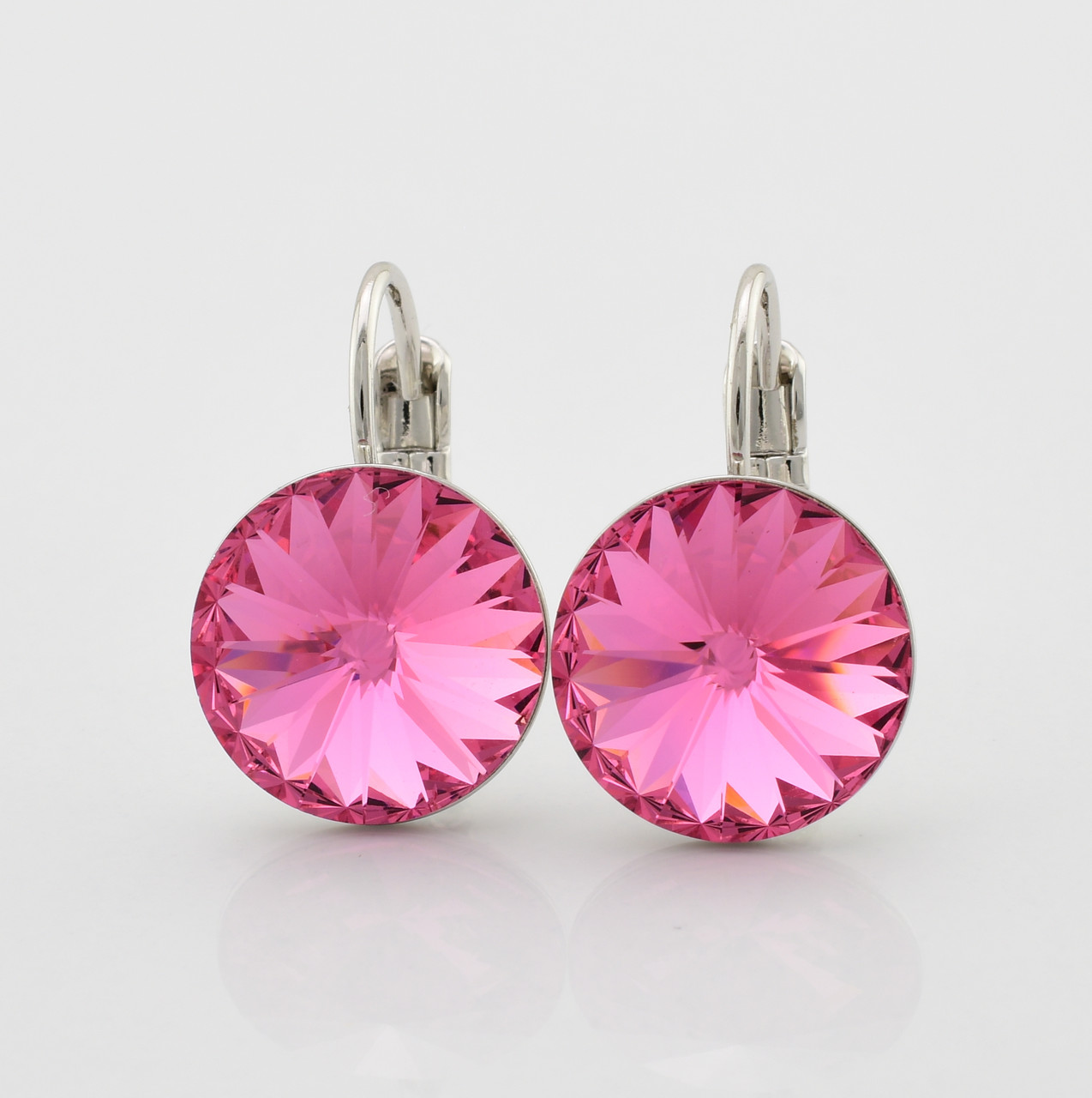 

Серьги Xuping с кристаллами Swarovski 83153 размер 19х12 мм цвет розовый позолота Белое Золото