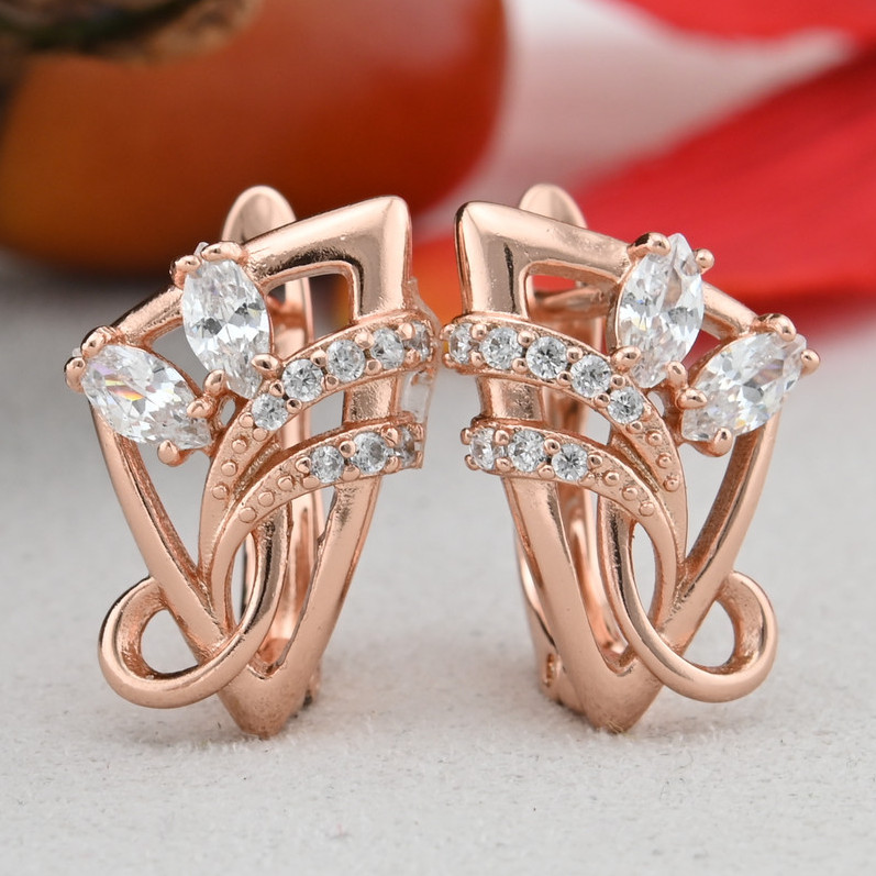 

Серьги Xuping 27611 размер 17х11 мм вес 3.1 г белые фианиты позолота РО