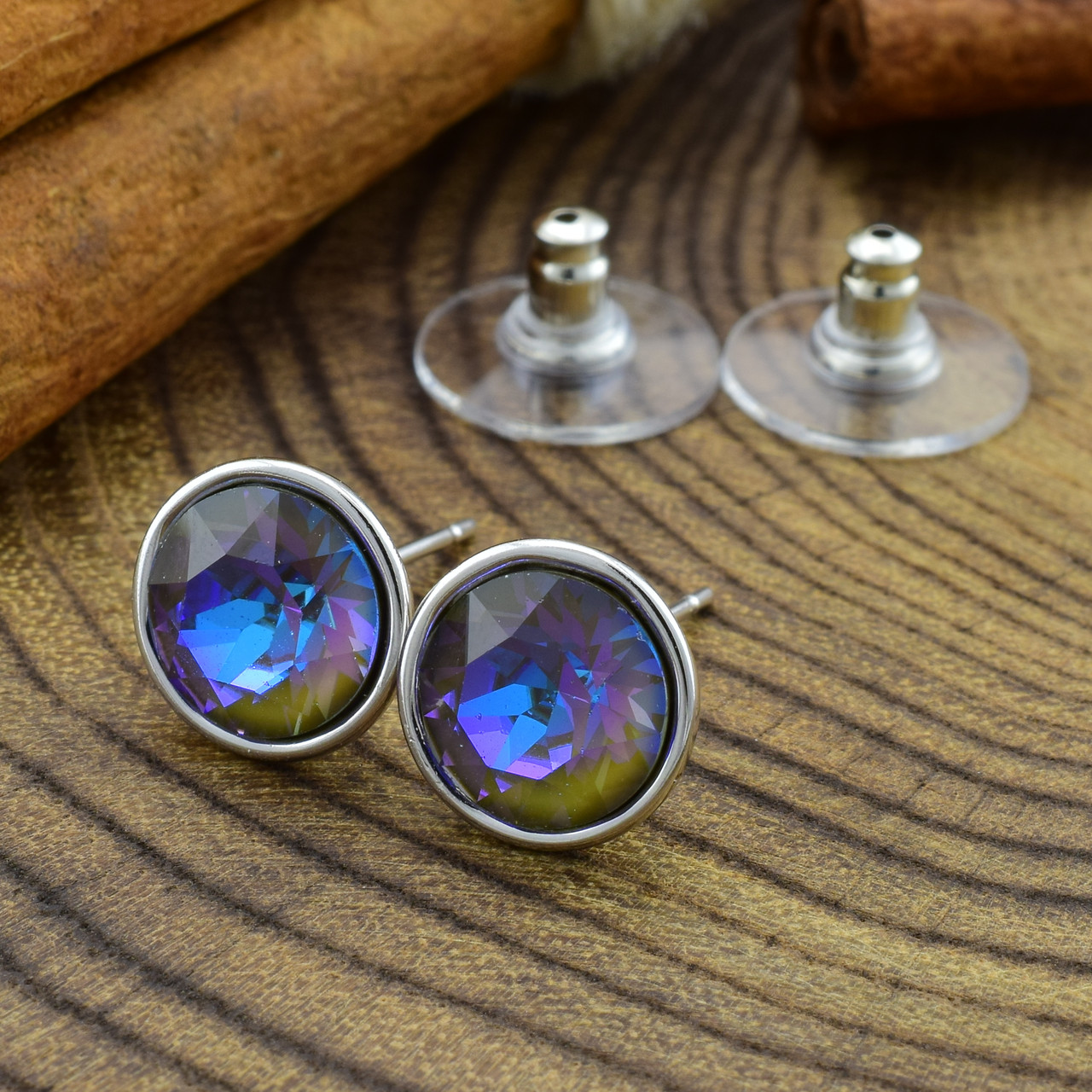 

Серьги Xuping с кристаллами Swarovski 83081 размер 10х10 мм цвет мерцающая фуксия позолота Белое Золото