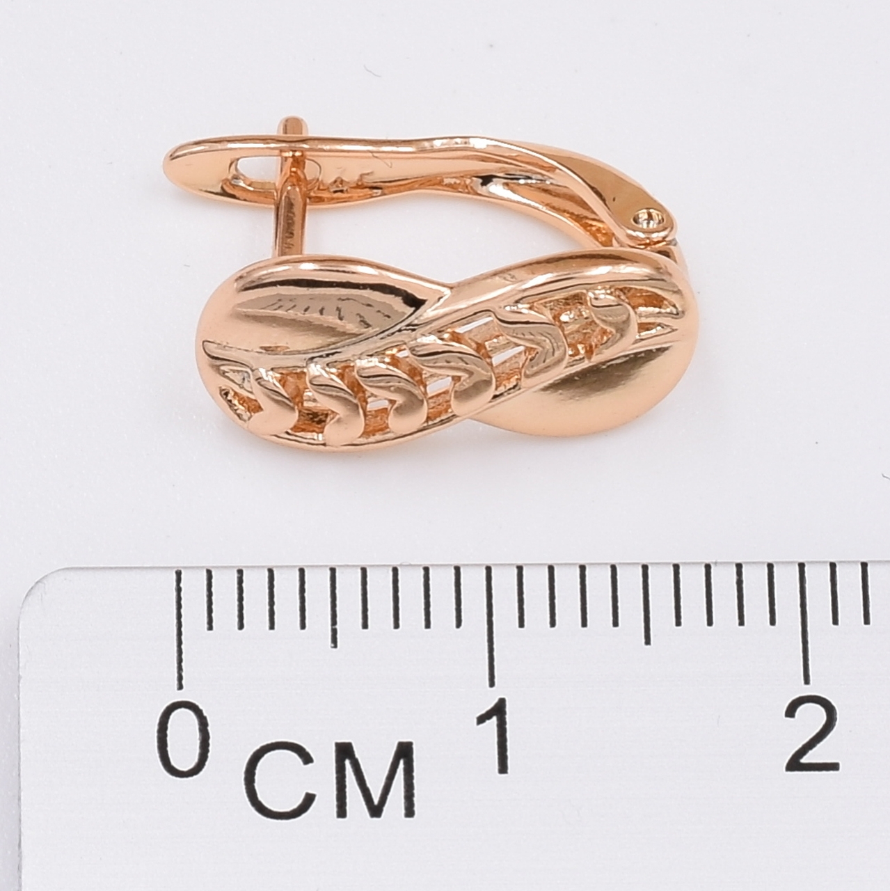 

Серьги Xuping 31240 размер 16х8 мм вес 2.9 г позолота 18К