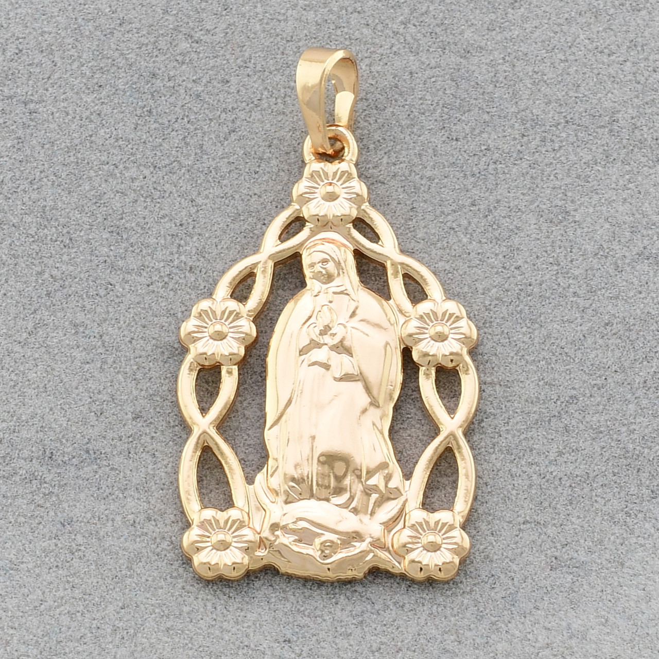 

Иконка Xuping Богородица 70804 размер 33х18 мм вес 2.8 г позолота 18К