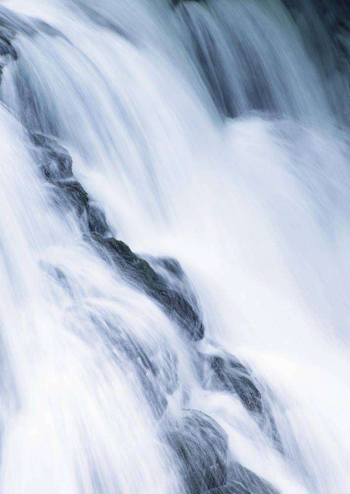 

Фотообои Walldeco Пенный водопад №0329 Базальт