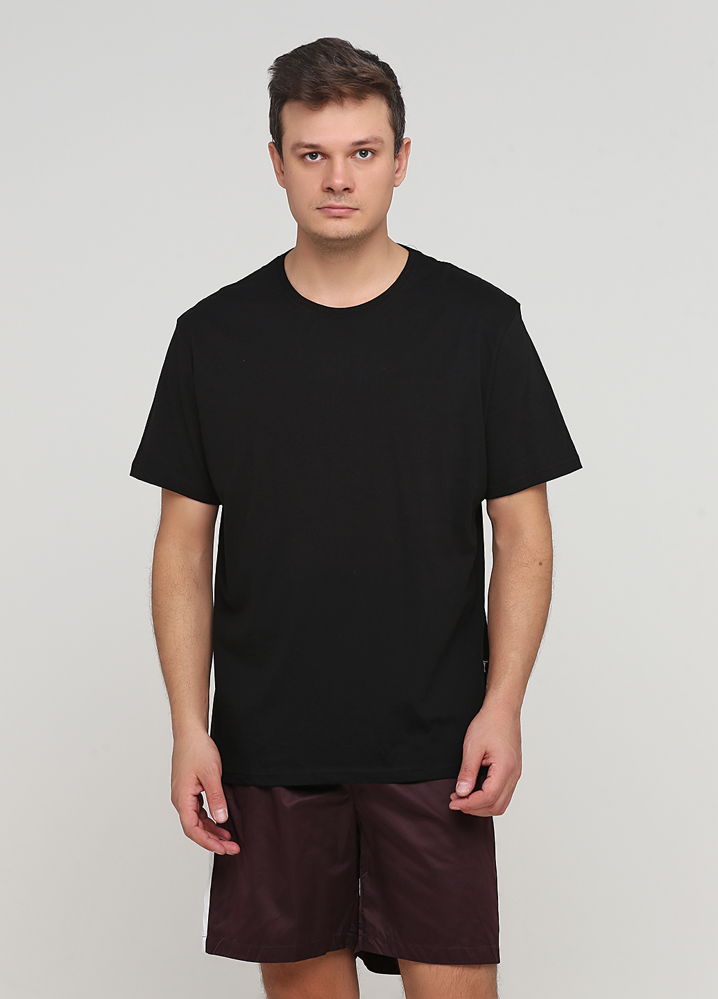 

Футболка H&M 2XL Черный 0-1106_черная