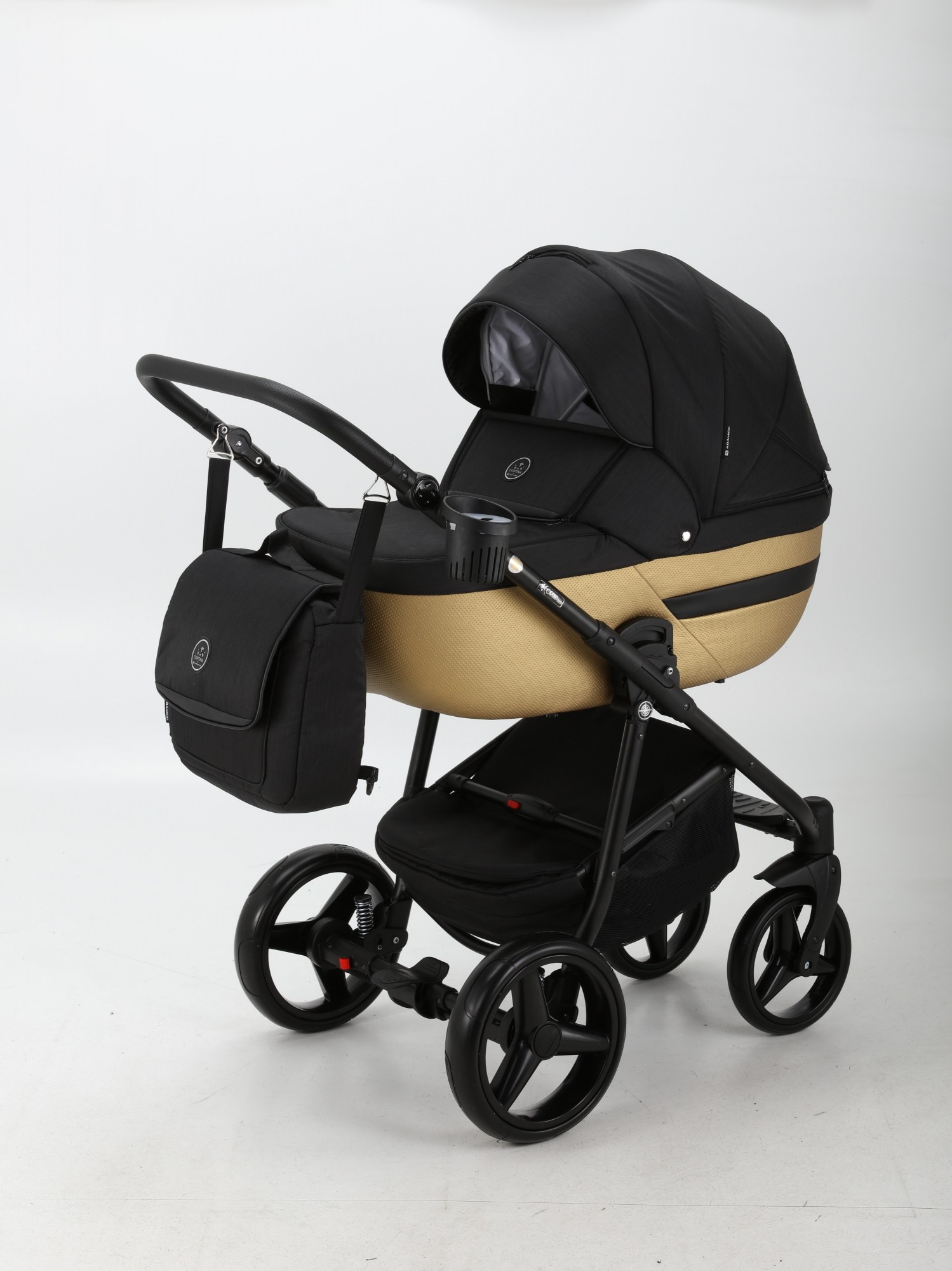 

Коляска Adamex Cortina Pro CP-231 2 в 1 Черный