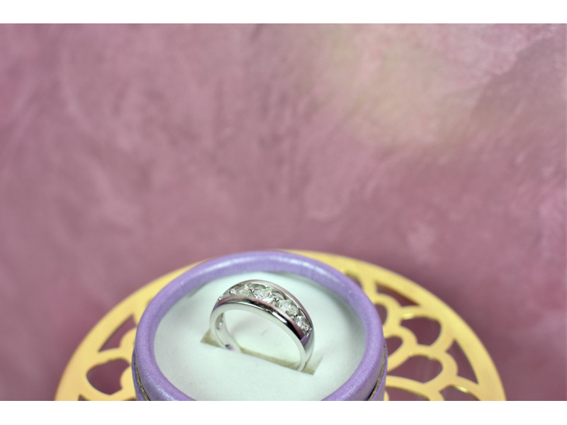 

Серебряное кольцо 925 пробы с фианитами Sky Jewelry 000705