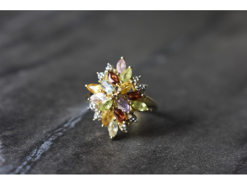 

Серебряное кольцо в позолоте с натуральными камнями Sky Jewelry 000996