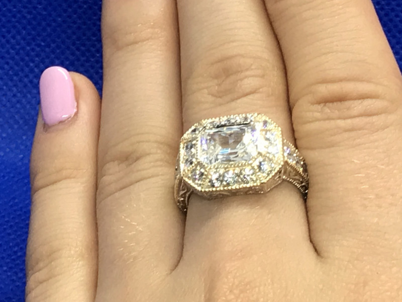 

Серебряное кольцо с фианитом Sky Jewelry 000163