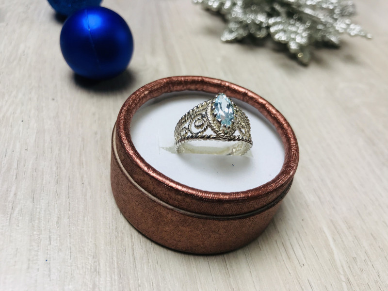

Серебряное кольцо с камнем голубая Шпинель Sky Jewelry 000523