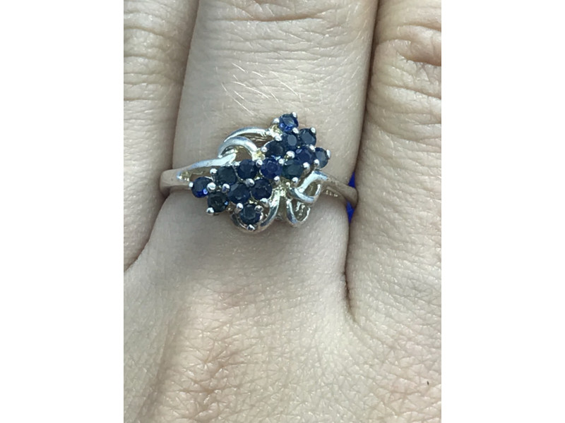 

Серебряное кольцо с сапфирами Sky Jewelry 000190