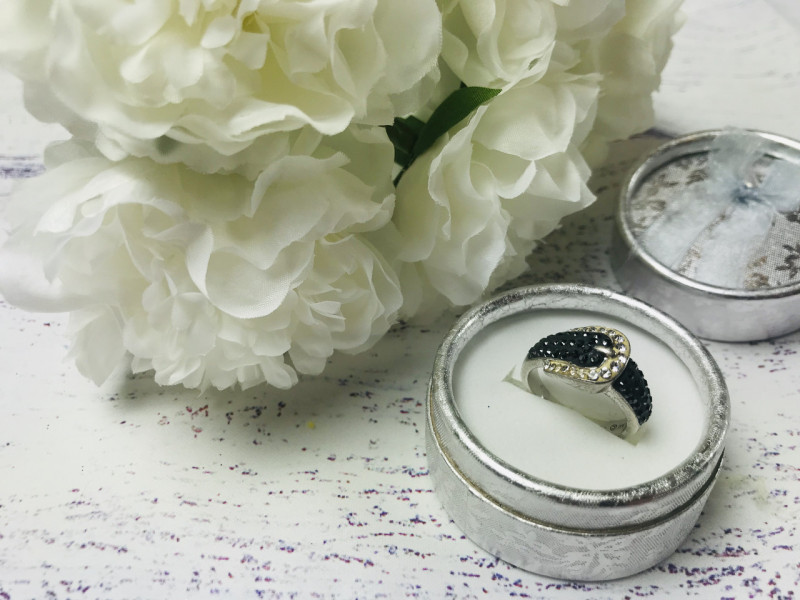 

Серебряное кольцо - ремень с фианитами Sky Jewelry 000514