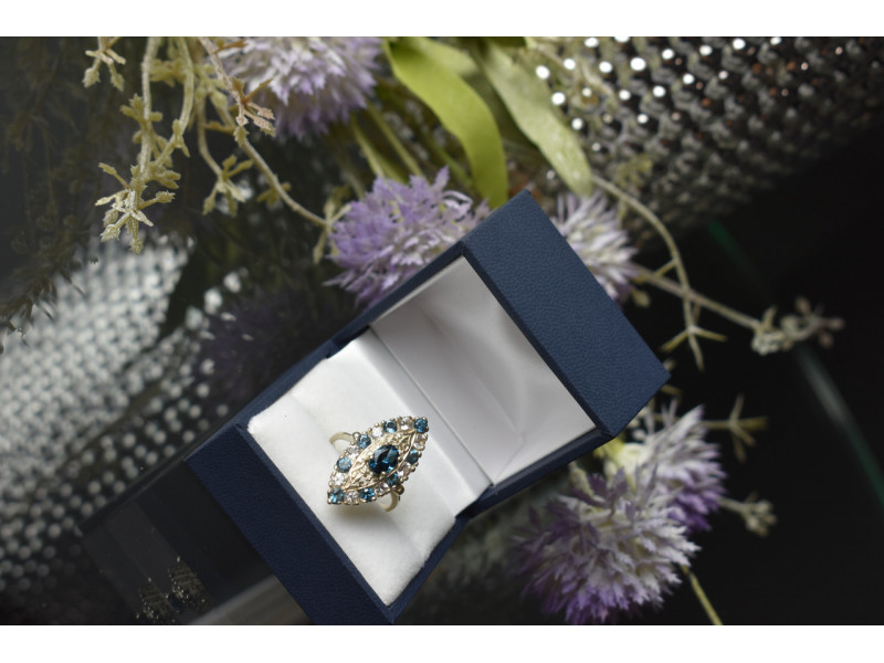 

Серебряное кольцо с Аквамарином и бесцветным кварцем Sky Jewelry 001162