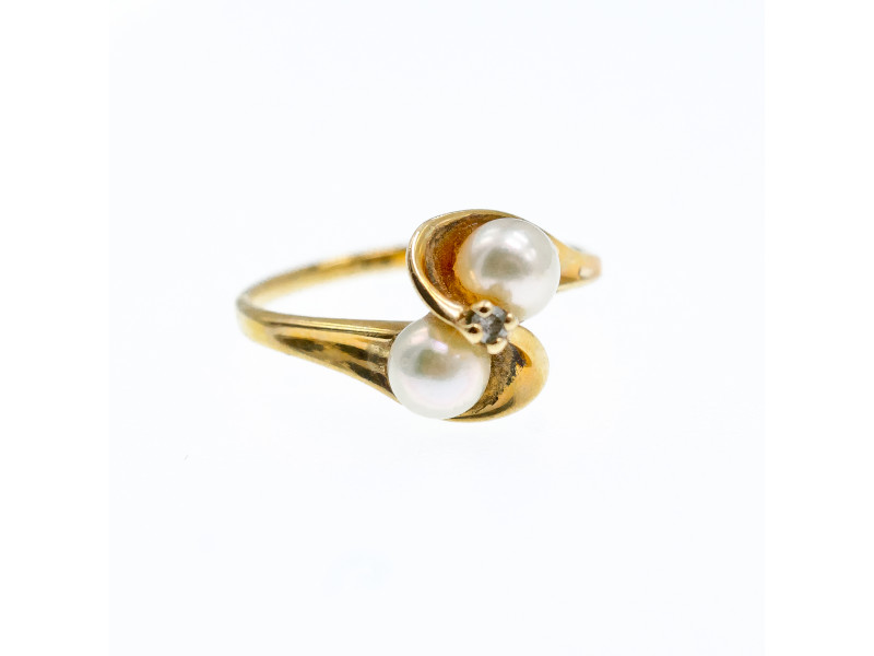 

Золотое кольцо 10К (417 проба) с жемчугом и бриллиантом Sky Jewelry 000564