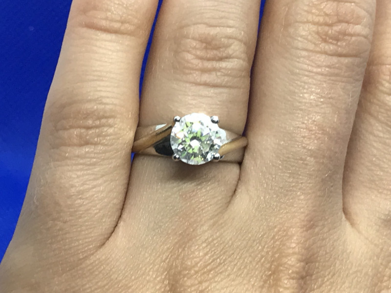 

Серебряное кольцо с фианитом Sky Jewelry 000181