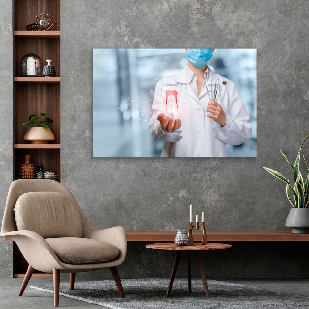 

Картина на холсте Стоматология Dentist Holding Of Digital Tooth Model With Roots 75х100 см.