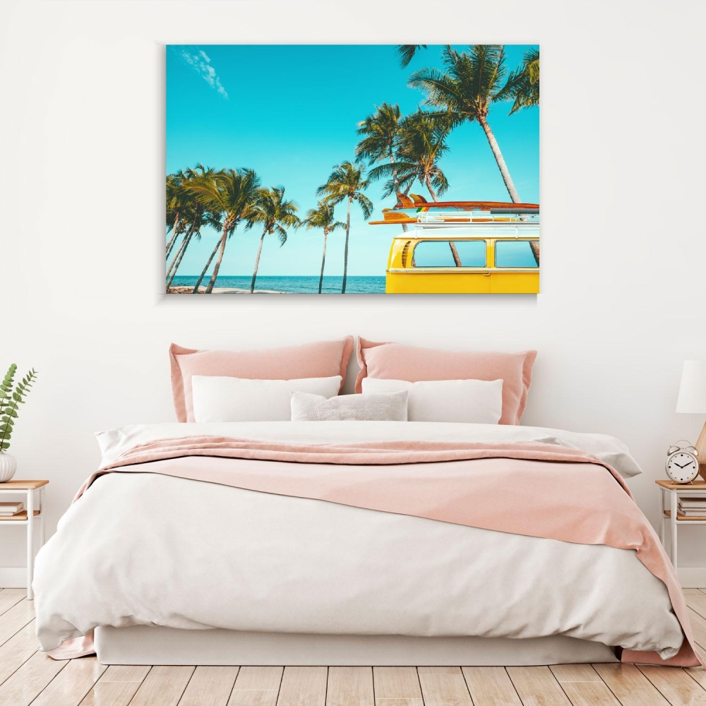 

Картина на холсте Природа Vintage Car With A Surfboard On The Roof 90х120 см.