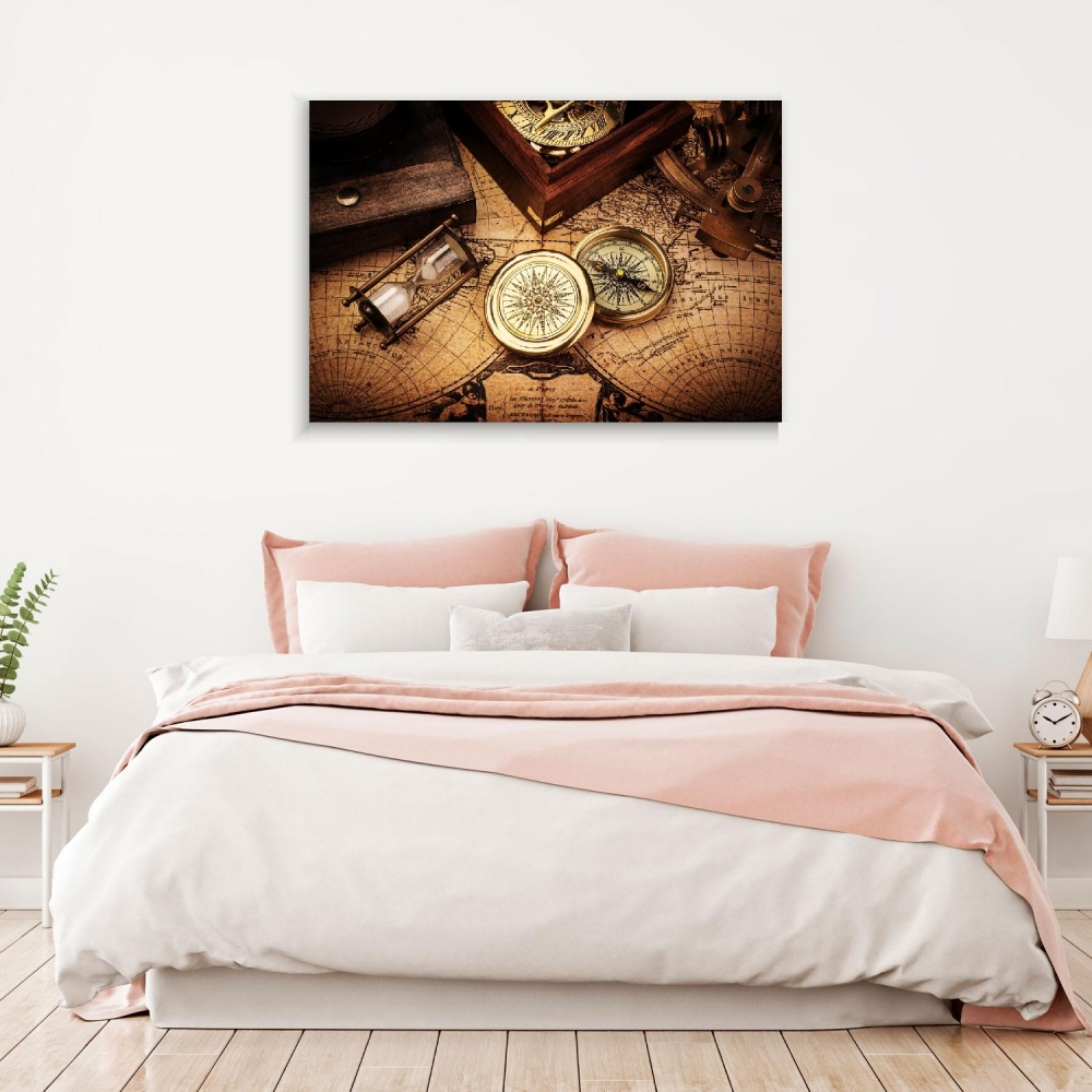 

Картина на холсте Путешествия Old compass on vintage map 50х65 см.