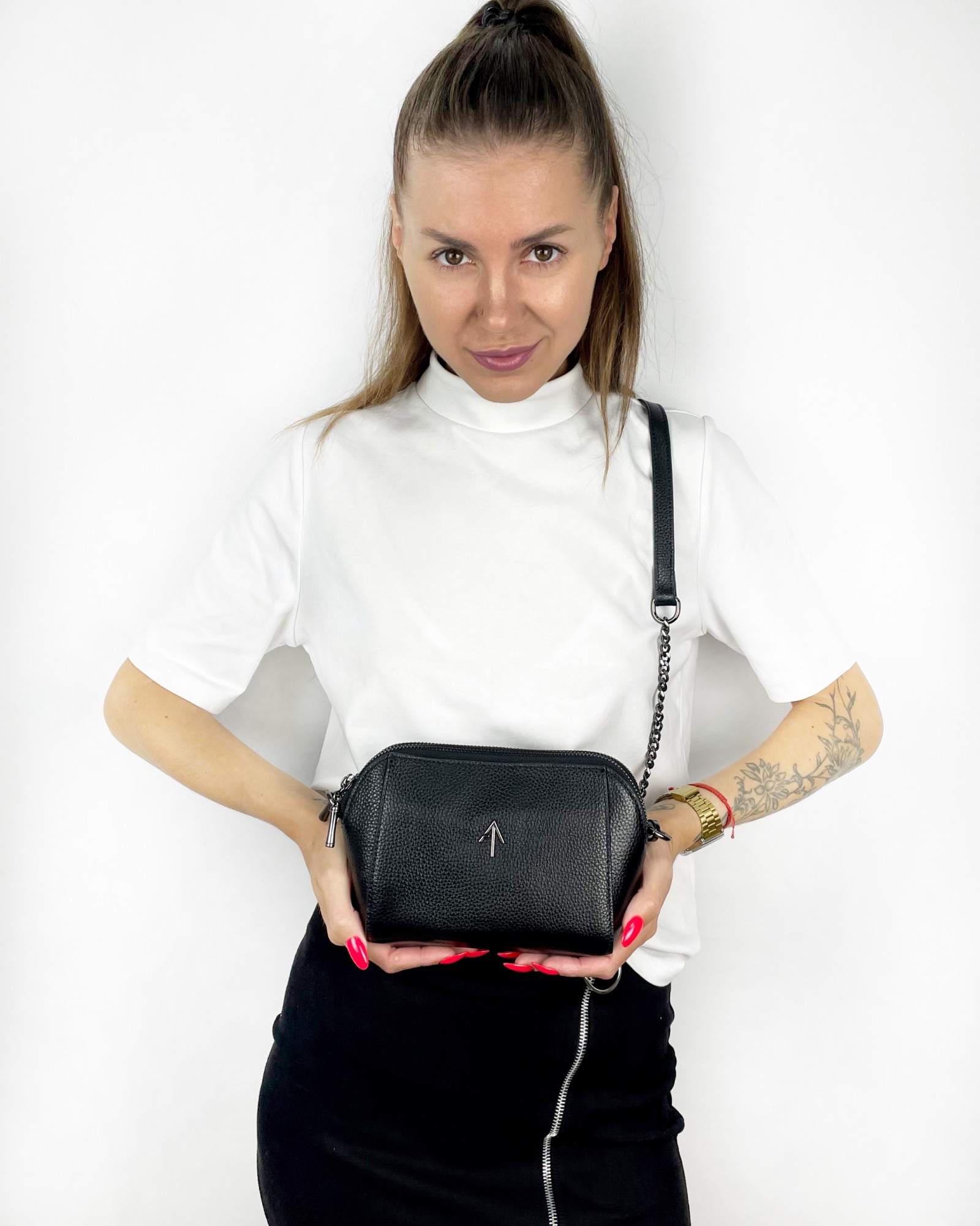

Женская кожаная сумка кросс-боди 13 18 7 Magicbag Черная