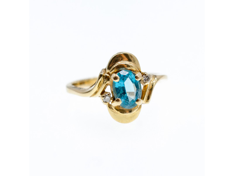 

Золотое кольцо с топазом и бриллиантами Лагуна Натуральный Sky Jewelry 002892