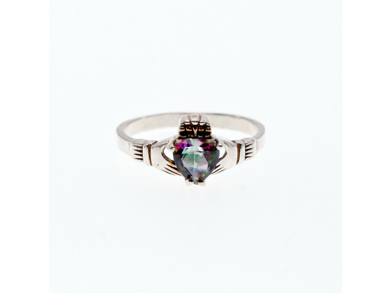 

Серебряное кольцо с александритом Сердце в руках Натуральный Sky Jewelry 003213