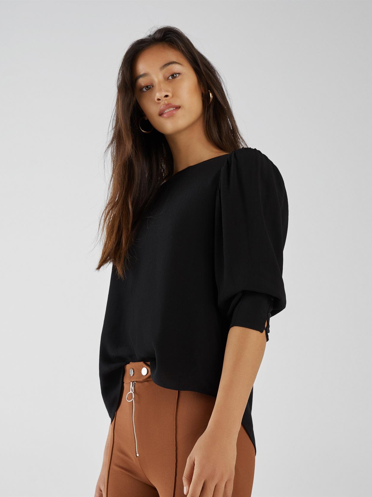 

Блуза Bershka 5835/513/800-AAAD XS Черная