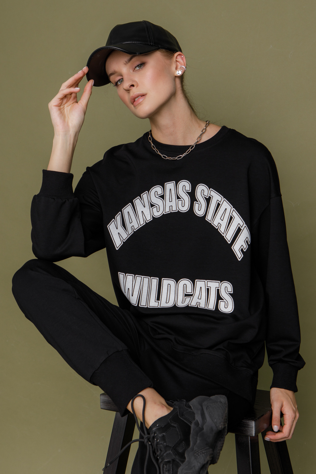 

Женский свитшот Stimma Конис 8003  Черный, Женский свитшот Stimma Конис 8003 Xxs Черный