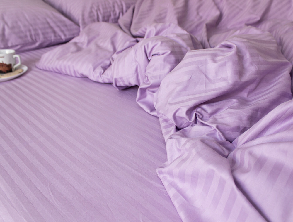 

Комплект постельного белья Без бренда Сатин-страйп Lux 150х215 Lavender