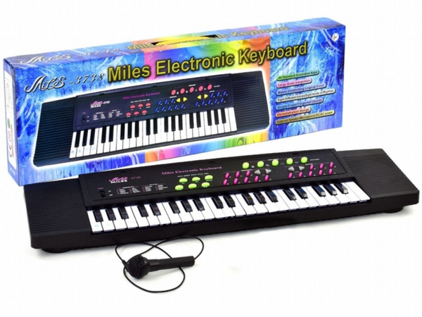 

Синтезатор багатофункціональный, мікрофон, зарядка USB 3738 YILE TOY (6952001722785)