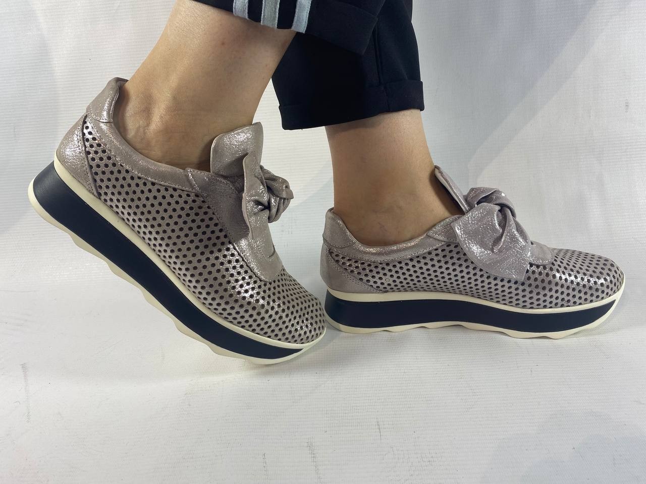 

Женские кроссовки Trend 5149 39 Пудровый