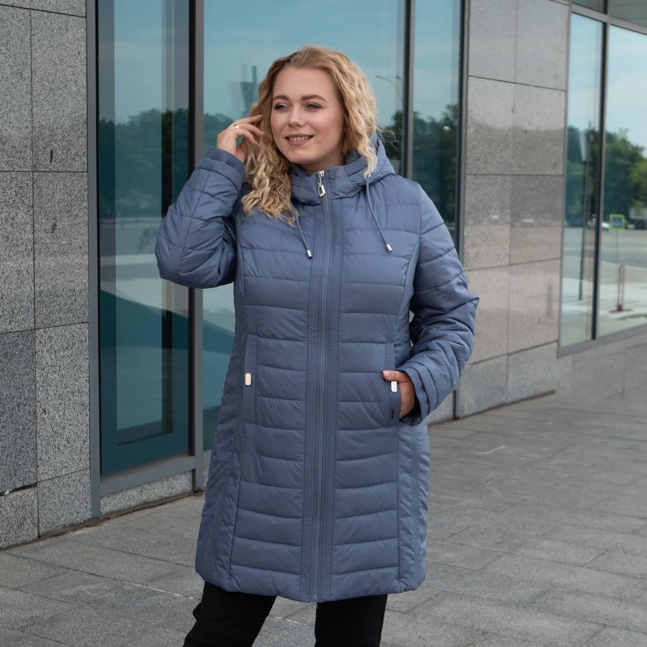 

Демисезонная женская куртка большого размера UF-Fashion Ника- 52 джинс
