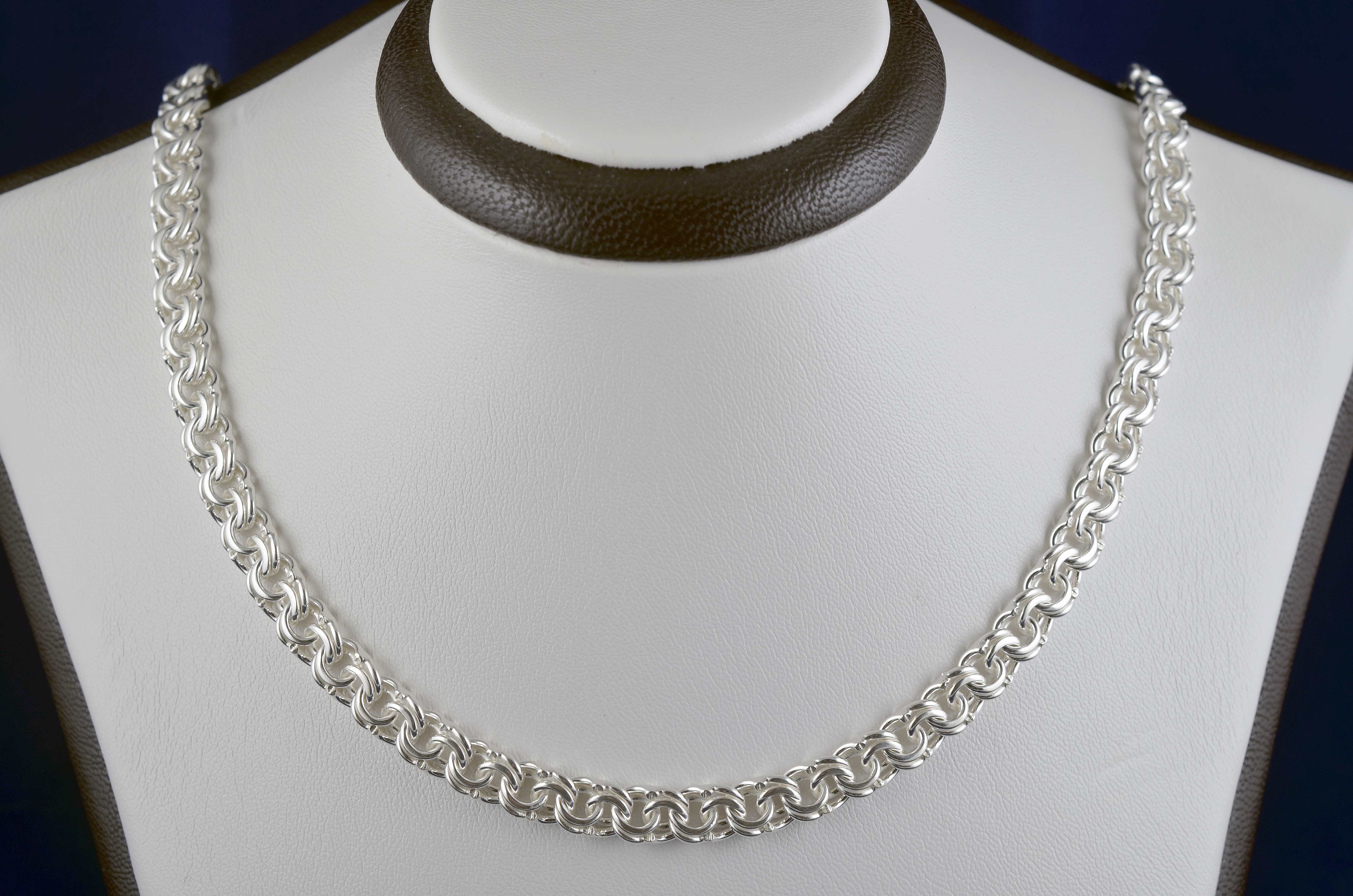

Серебряная цепочка Meridian 925 пробы плоский бисмарк 60 размер