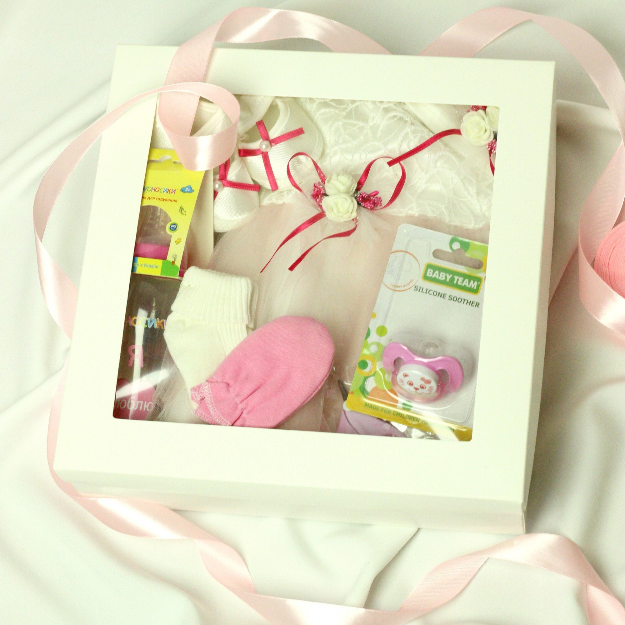 

Набор на выписку для девочки Baby Box