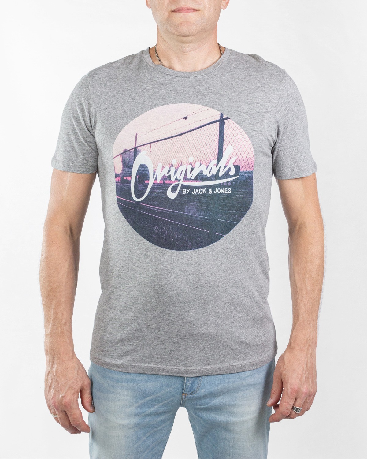 

Футболка мужская Jack & Jones серая  12113324, Футболка мужская Jack & Jones серая L 12113324