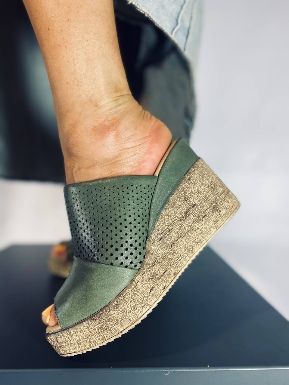 

Женские сабо Corona_Teens 5312 36 Хаки