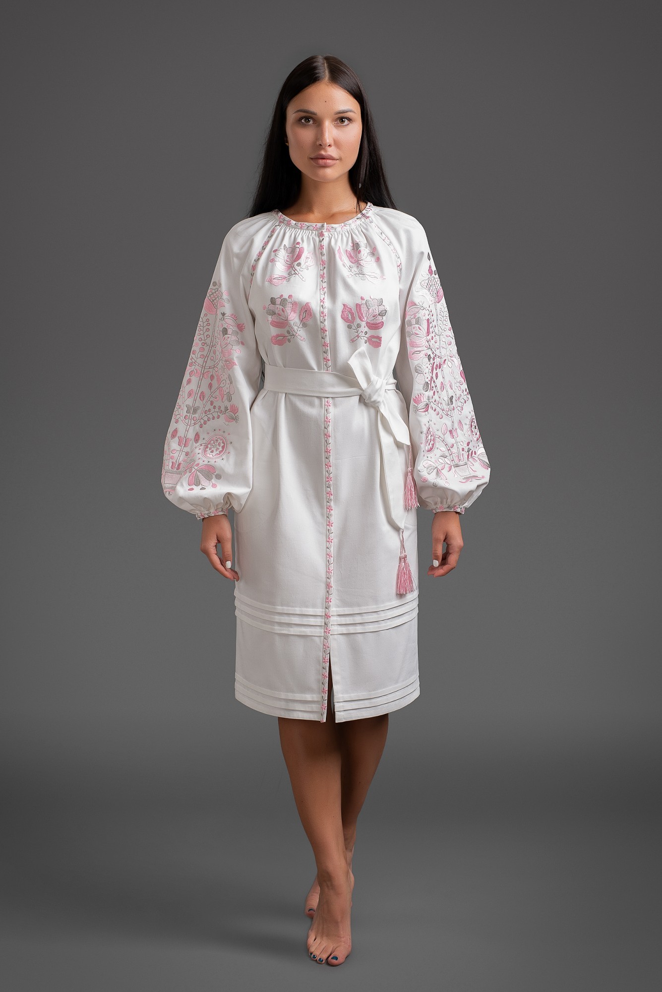 

Вышитое джинсовое платье Folk Fashion "Дерево життя" XXL белое