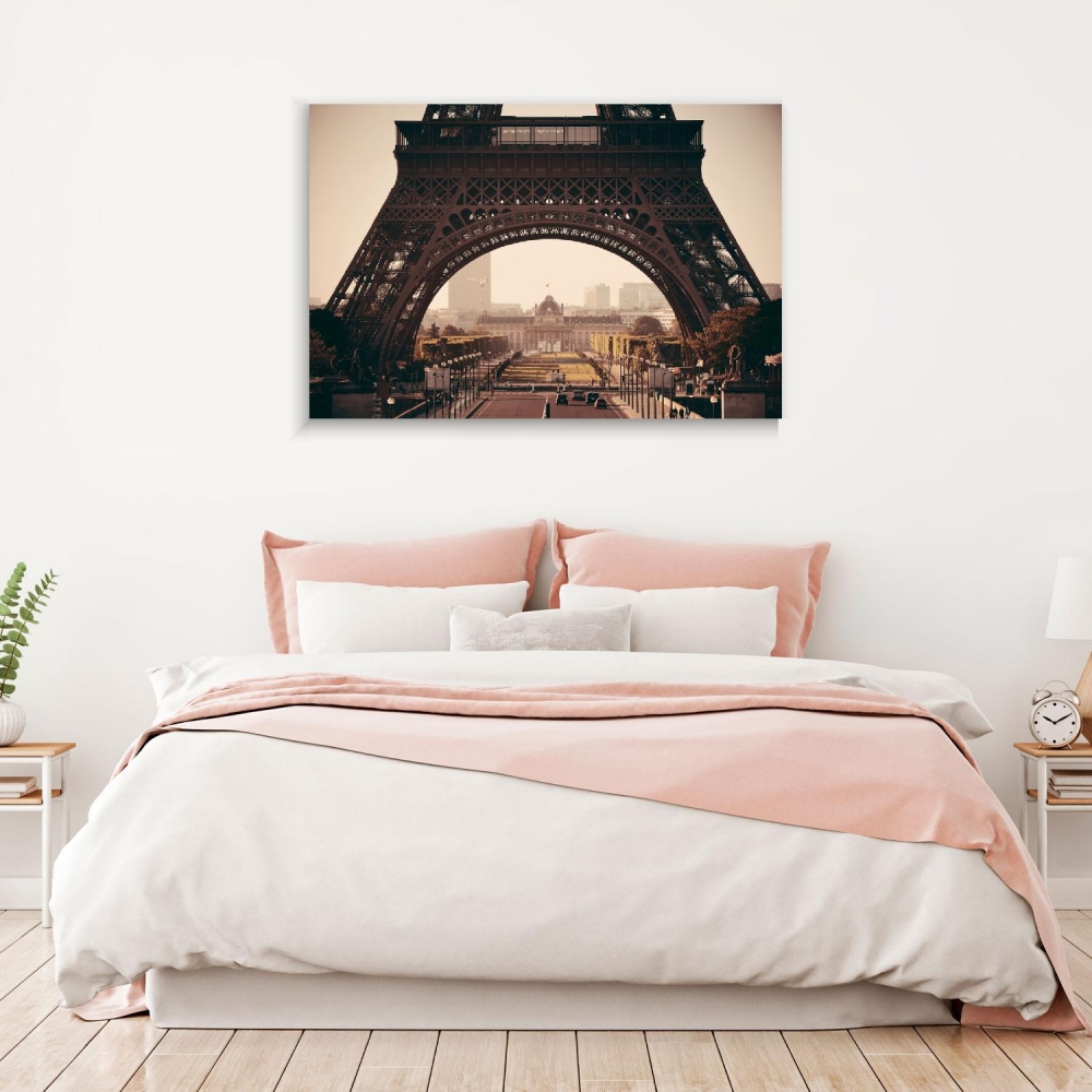 

Картина на холсте Архитектура Eiffel Tower Closeup 90х120 см.