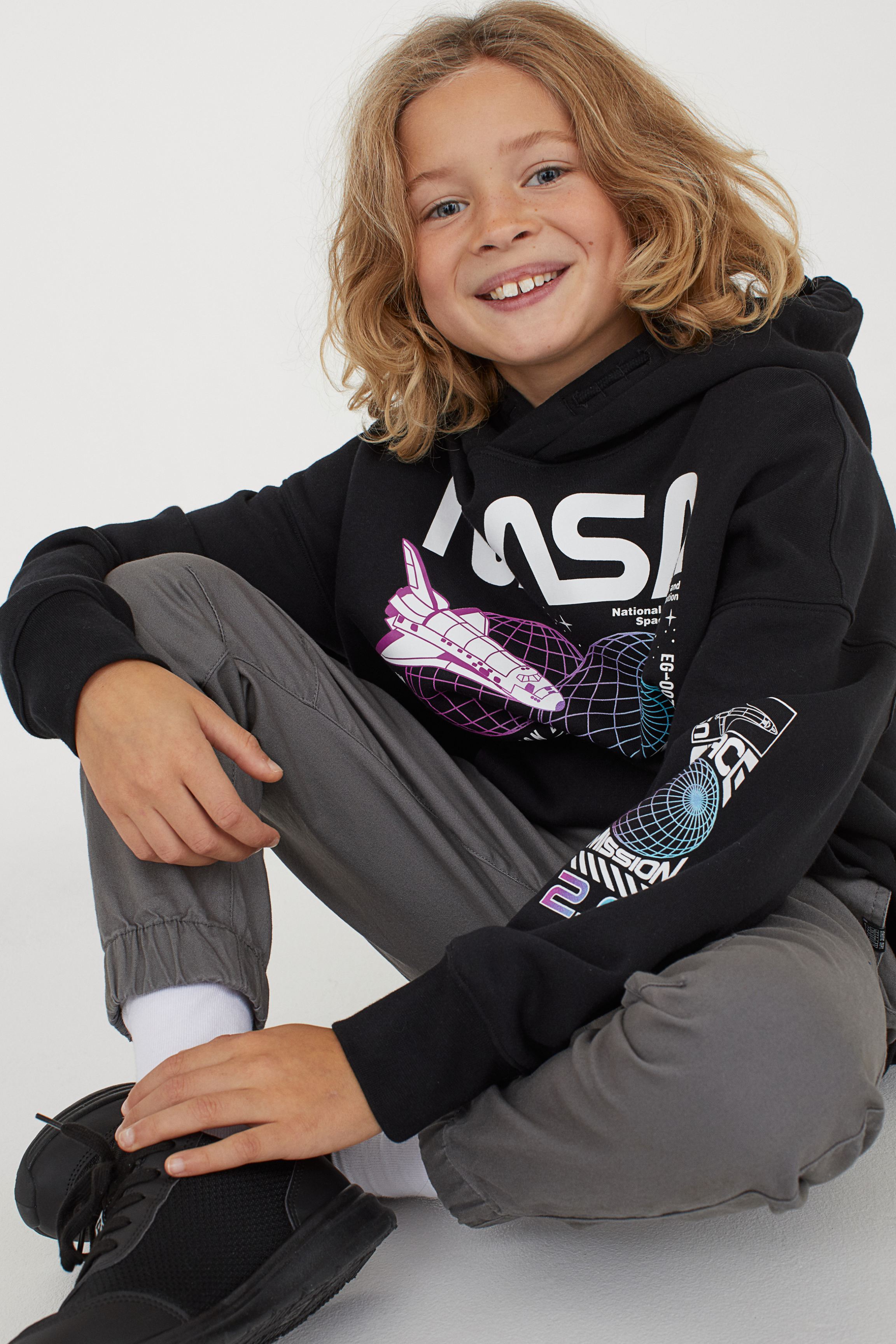 

Брюки H&M 140 Серый 0733319_серый