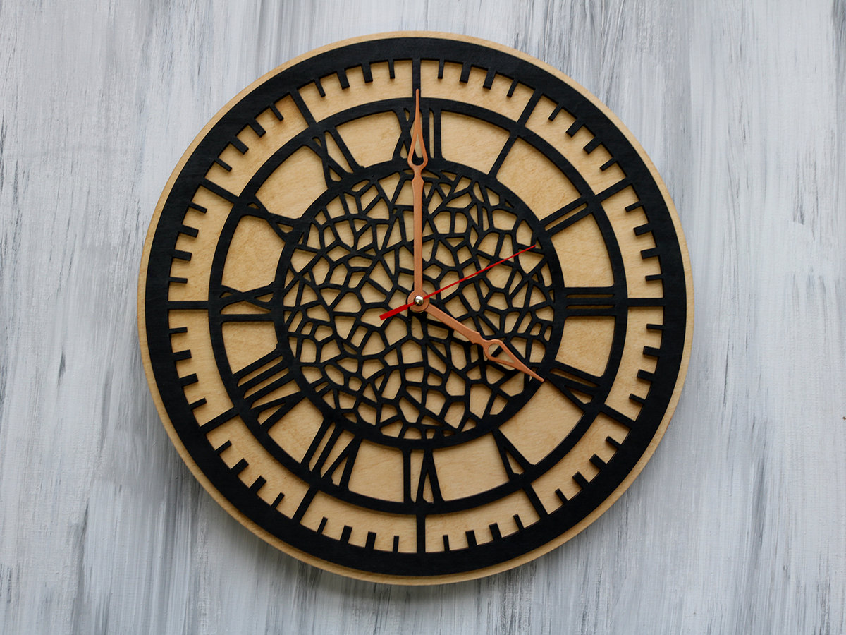 

Деревянные настенные часы WOODPRESENT