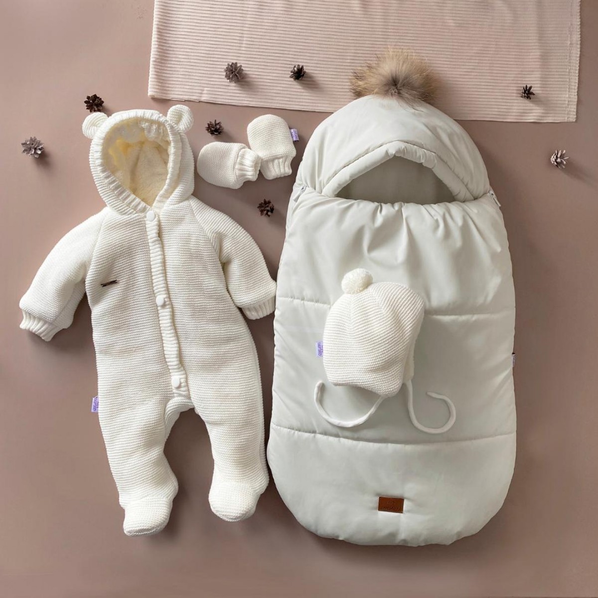 

Комплект на выписку зимний Bear 0-3 мес молочный