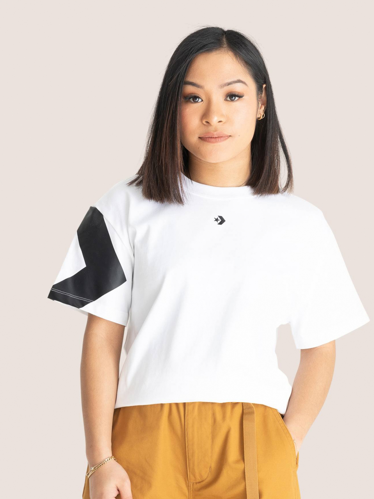 

Футболка Converse Star Chevron Triple Hit Relaxed Tee 10021957-102, Футболка Converse Star Chevron Triple Hit Relaxed Tee 10021957-102 S