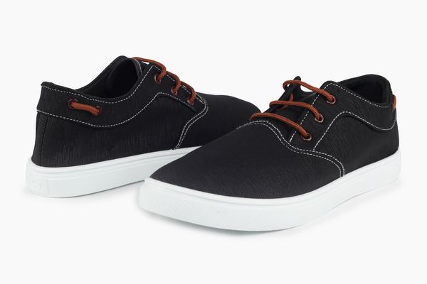

Кеди Tismel 18-02D-BLACK 44 Чорний
