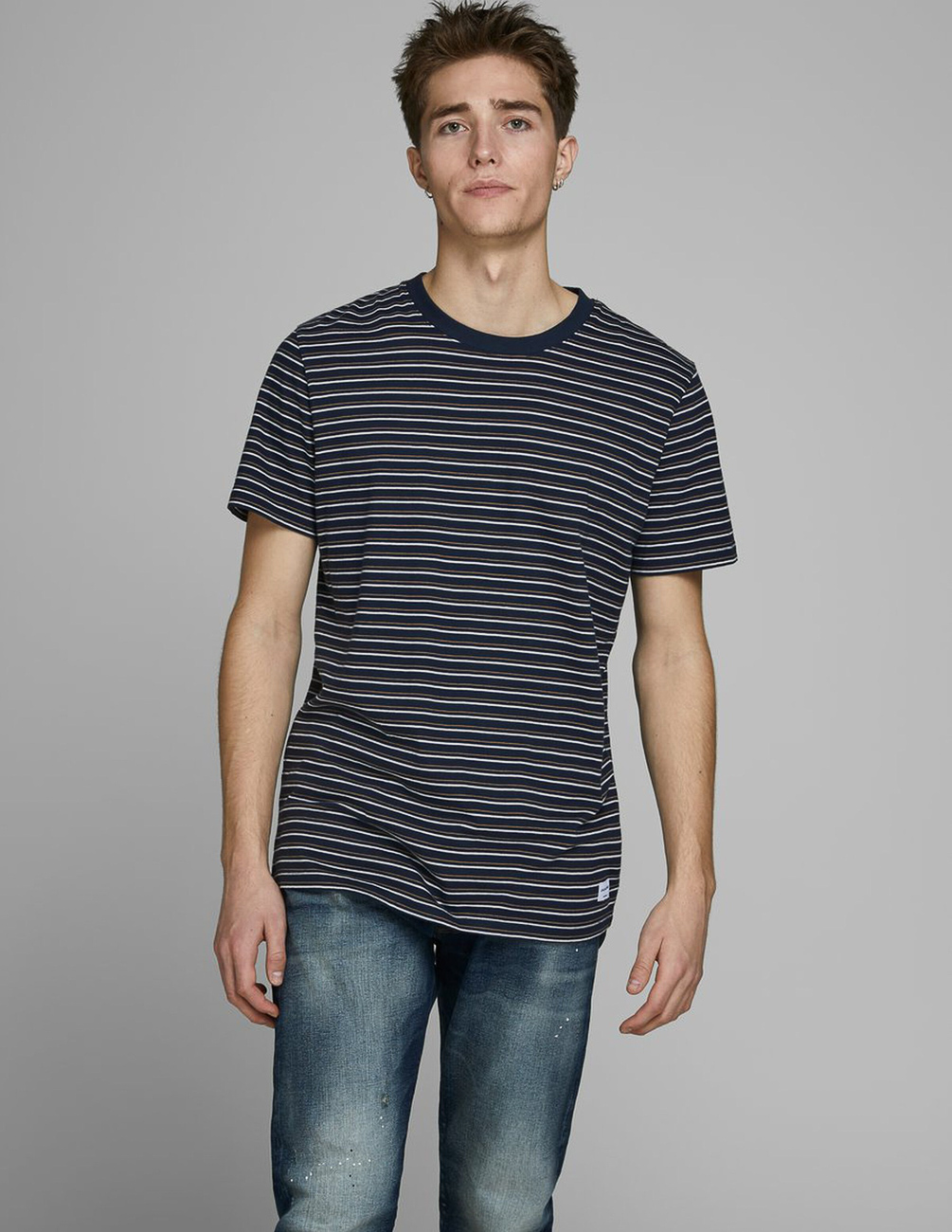 

Футболка JACK&JONES М0111913 цвет синий L