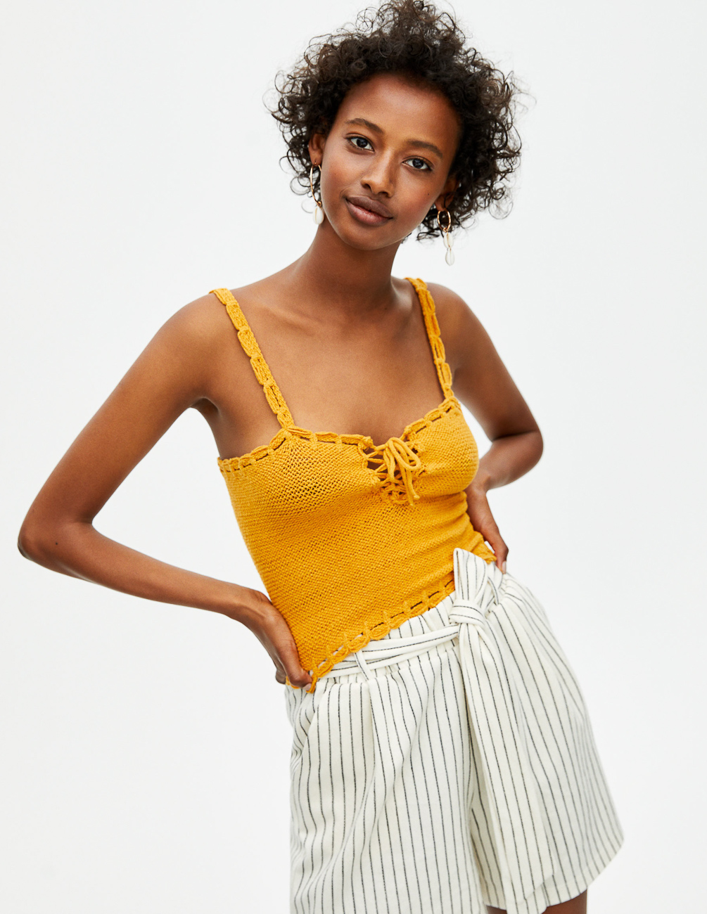 

Топ PULL & BEAR Ж1066786 (9558/323/703) цвет желтый M