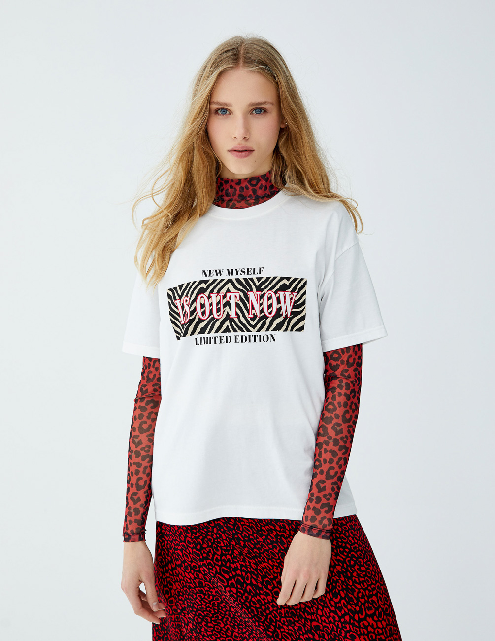 

Футболка PULL & BEAR Ж1070305 (5244/377/805) цвет белый M