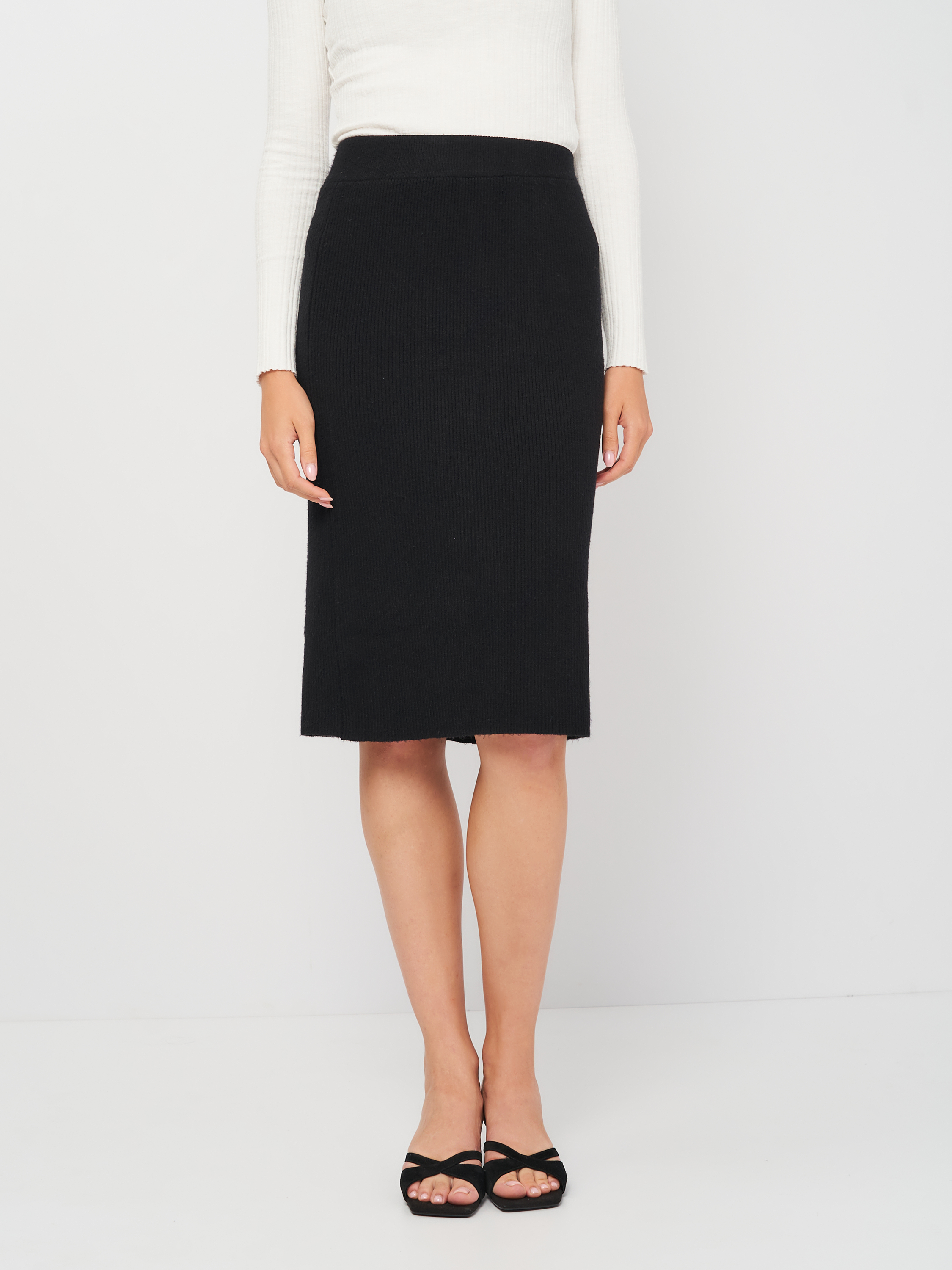 

Юбка Bershka 5720/215/800  Черная, Юбка Bershka 5720/215/800 S Черная