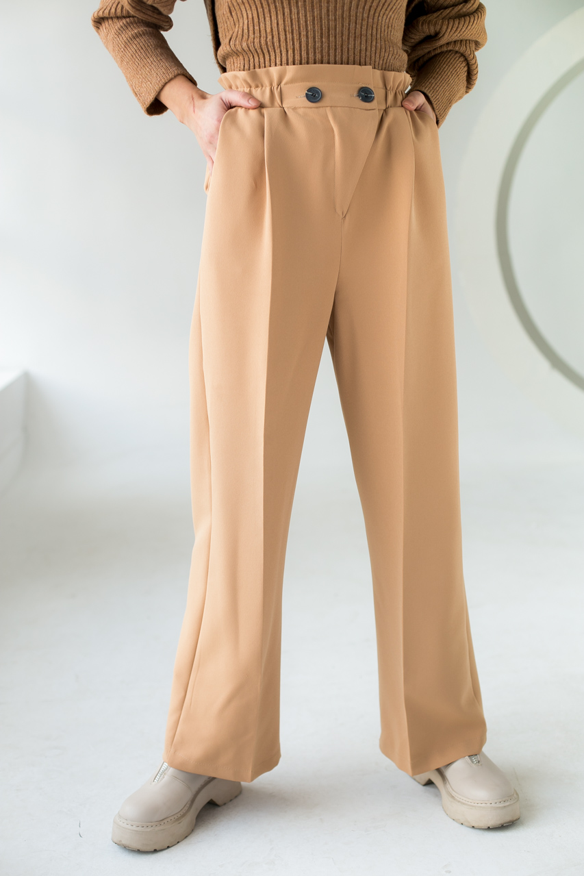 

Свободные брюки прямого кроя на резинке PERRY - св-коричн цвет, M ( 1018732006)