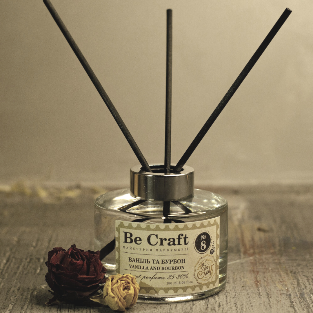 

Аромодифузор Be Craft №8 Ваніль та бурбон 180 мл + крафтовий тубус