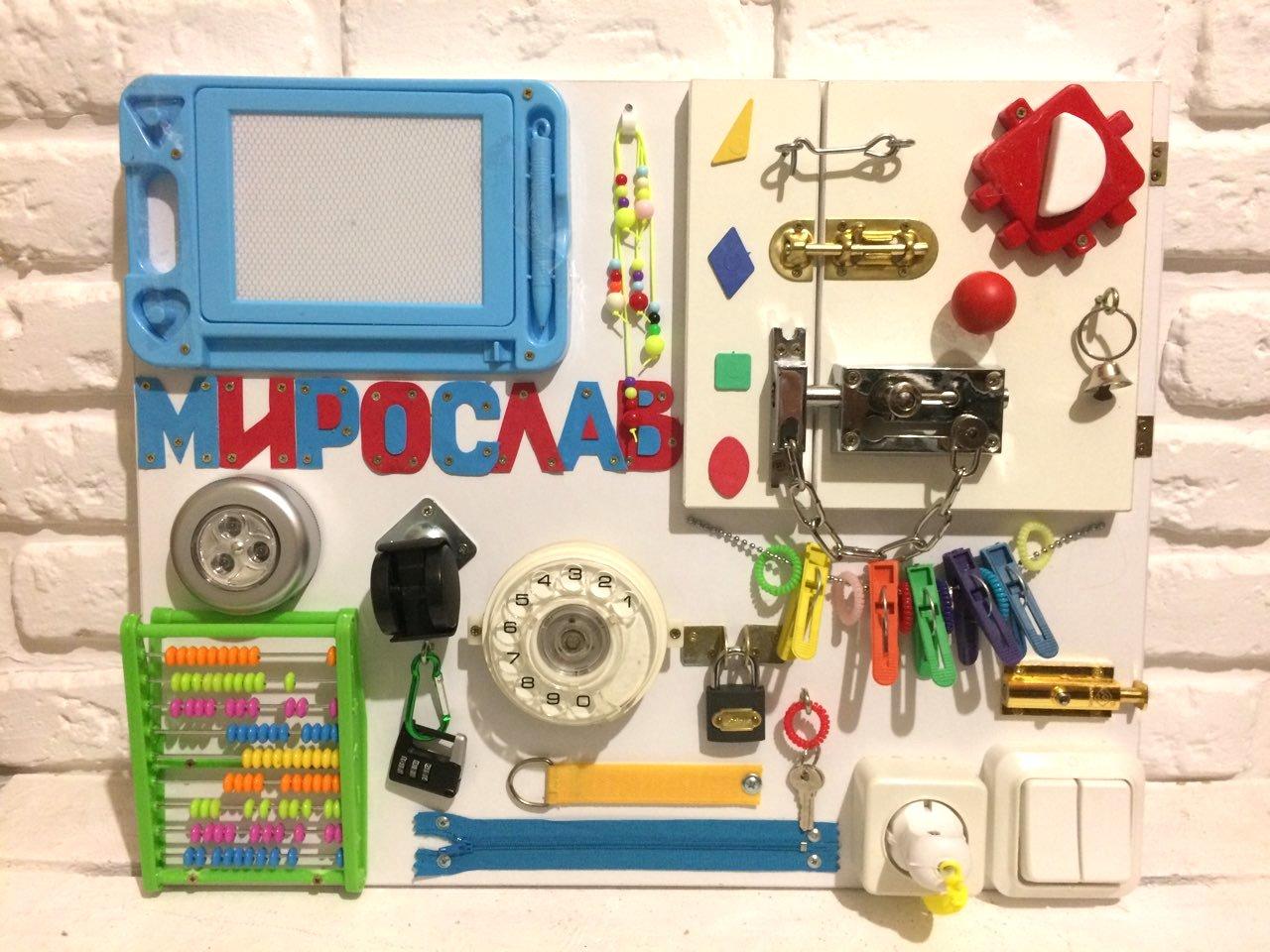 

Настольная игра для детей Бизиборд FreeMa 40х50 см
